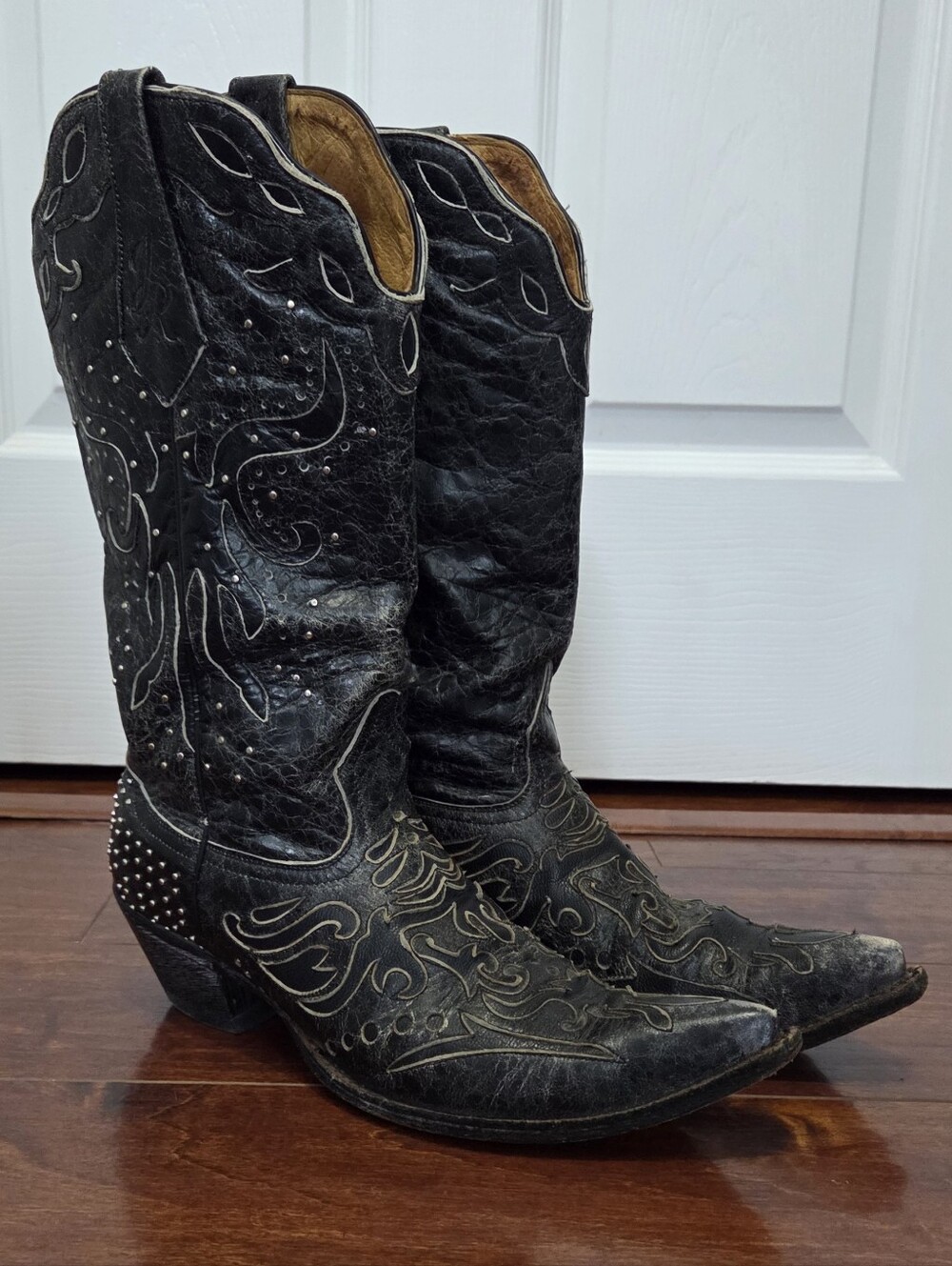 Johnny Ringo Women Sagrada Collection W/ Studs Distressed Black Leather Boots 9 - Picture 2 of 14